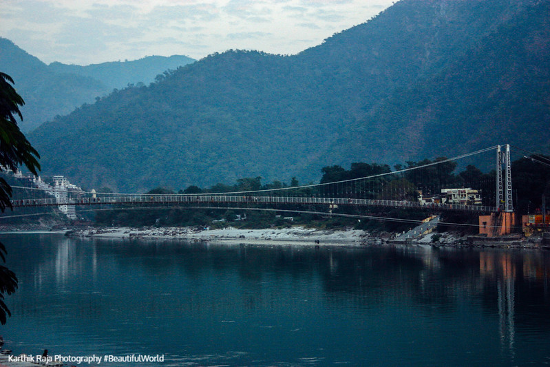 Ram Jhula, Temple town of Rishikesh, Uttaranchal, India